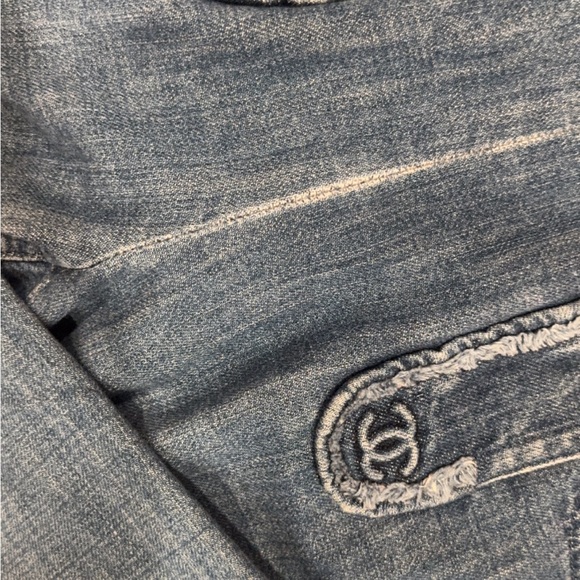 Authentic CHANEL DECK Jeans Denim 38 - Picture 3 of 15